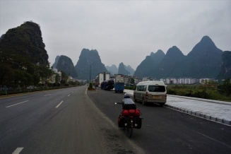 Einfahrt nach Yangshuo