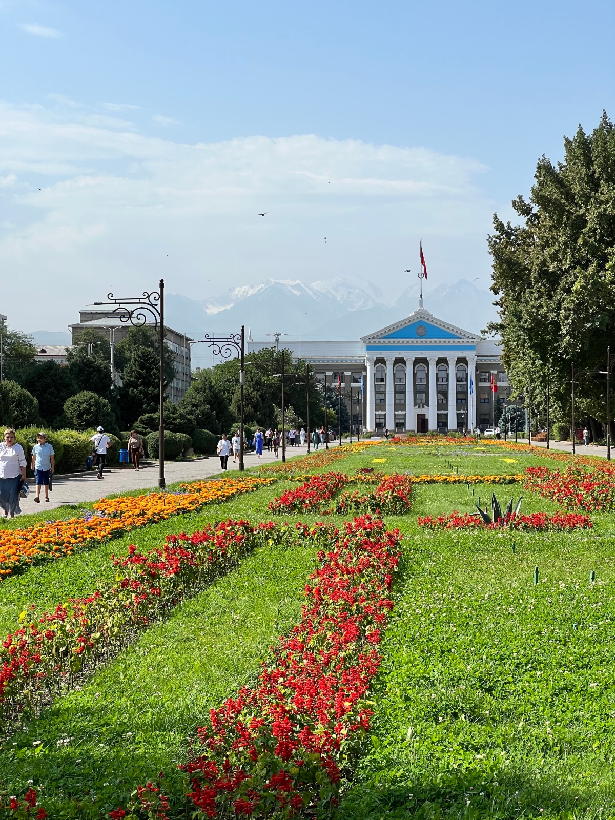 Anreise und Bishkek